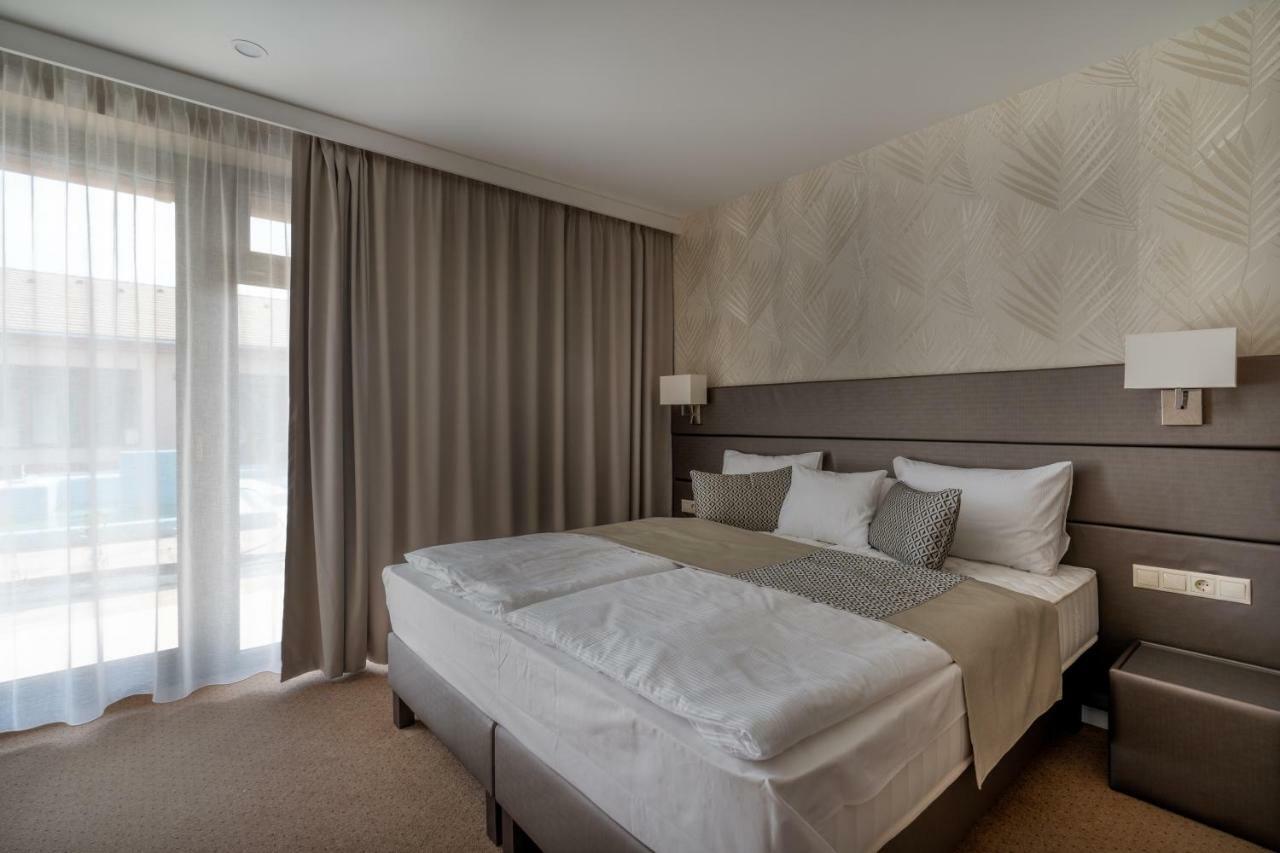 Bed and Breakfast Doresz Wellness Panzio Ujhartyan Экстерьер фото