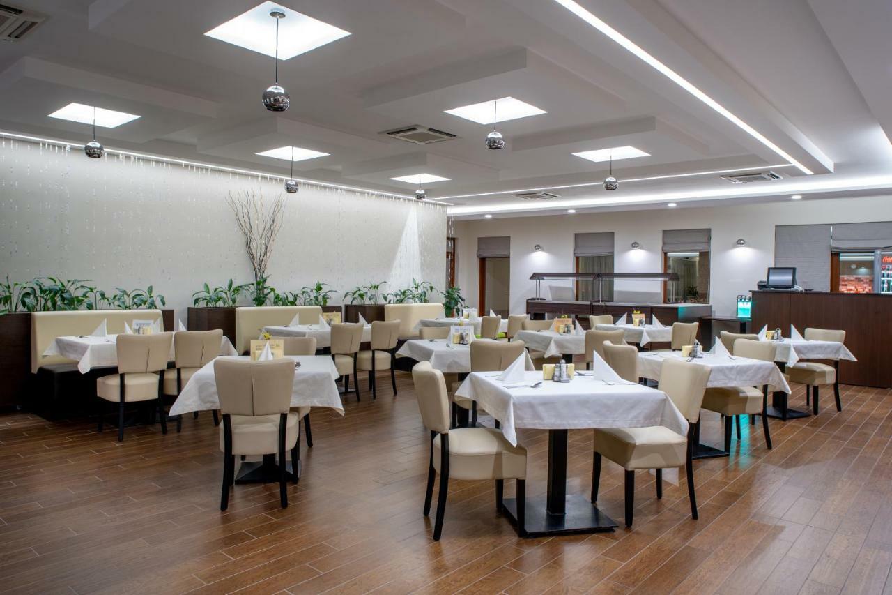 Bed and Breakfast Doresz Wellness Panzio Ujhartyan Экстерьер фото